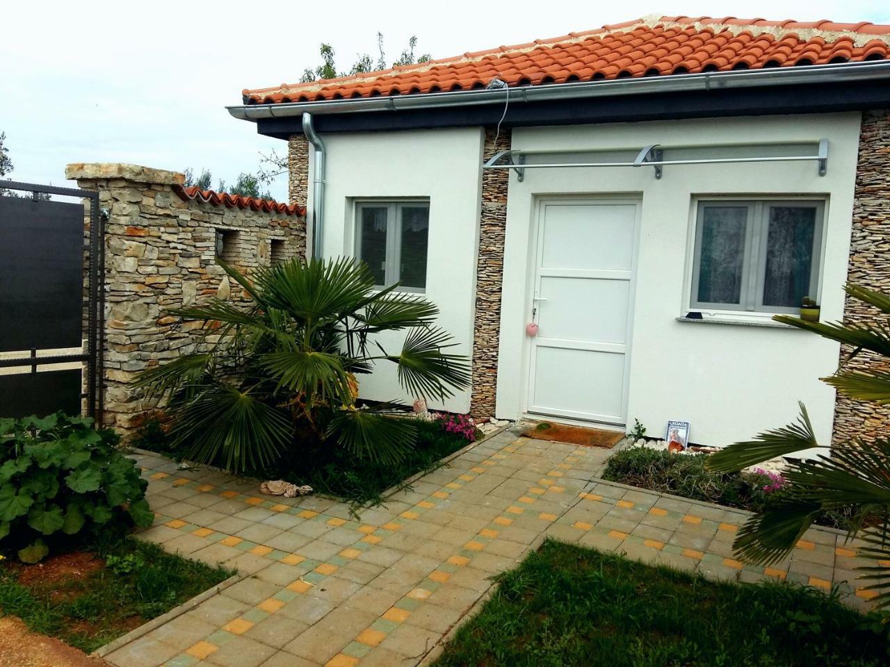 Studio Apartman Vortex Fažana Kültér fotó